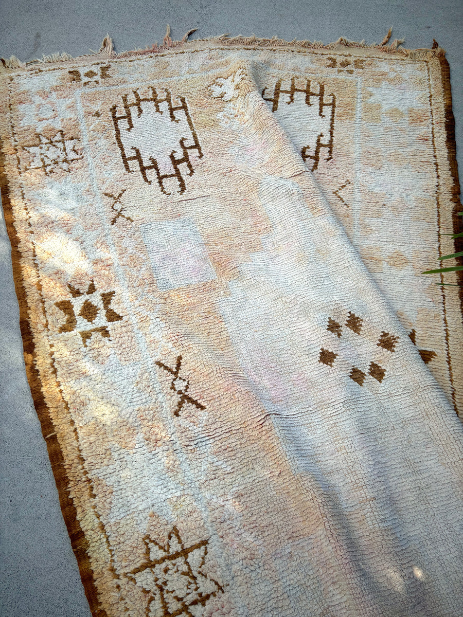 Atlas Sands | Moroccan vintage rug | In Stock