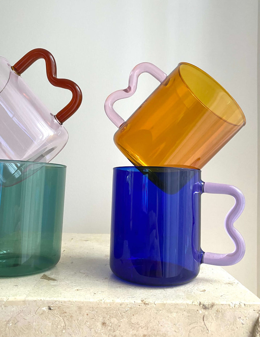Wavy glass cups