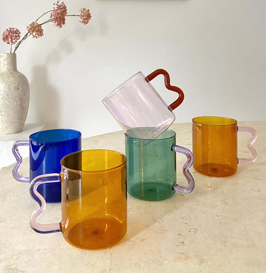 Wavy glass cups
