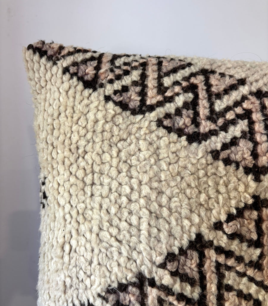 Desert Cream | Vintage cushion