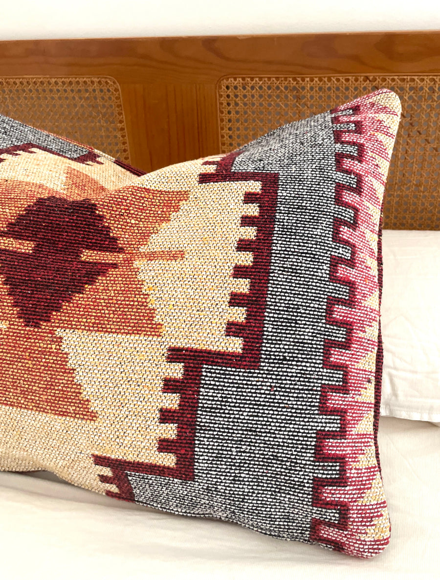 Desert Pink | Kilim cushion