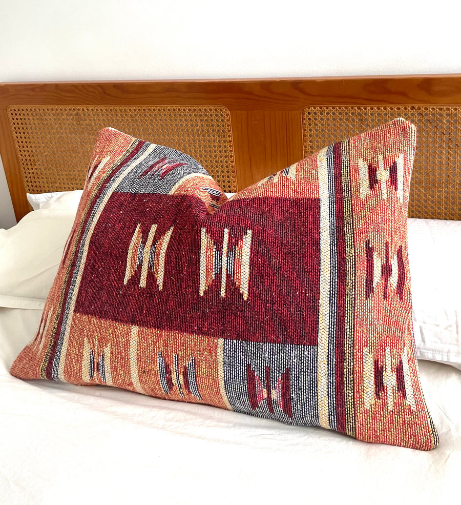 Peachy | Kilim cushion