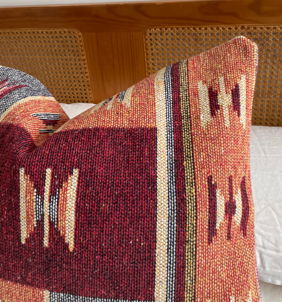 Peachy | Kilim cushion