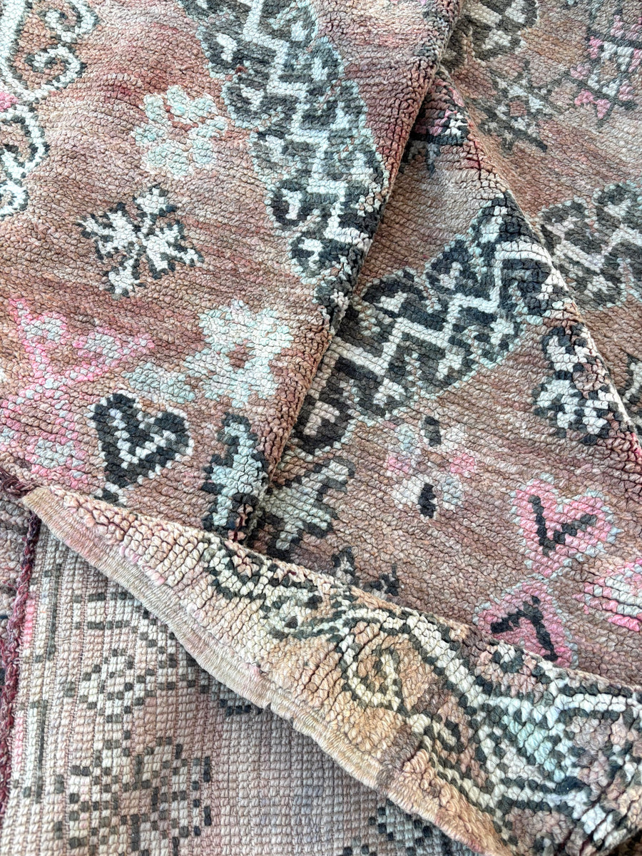 Desert Treasure | Vintage rug