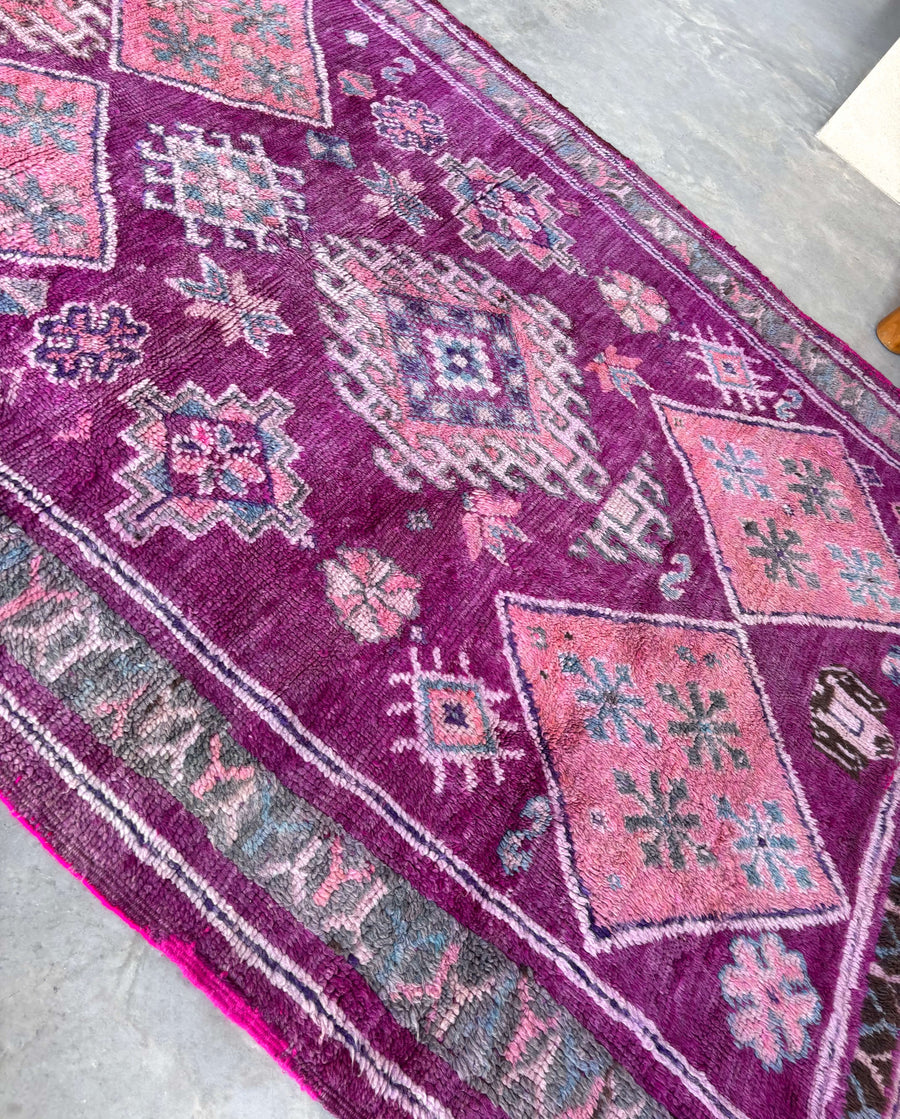 Moroccan vintage rug