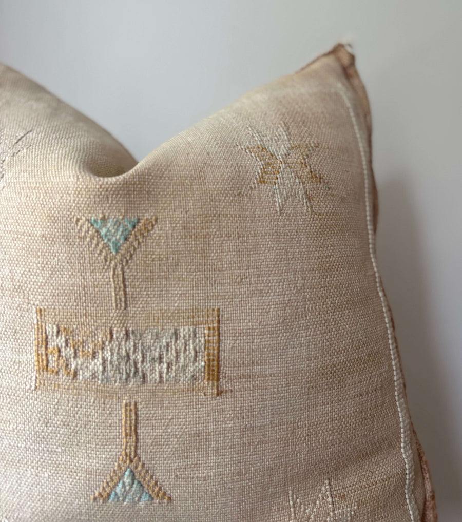 Cactus silk cushion