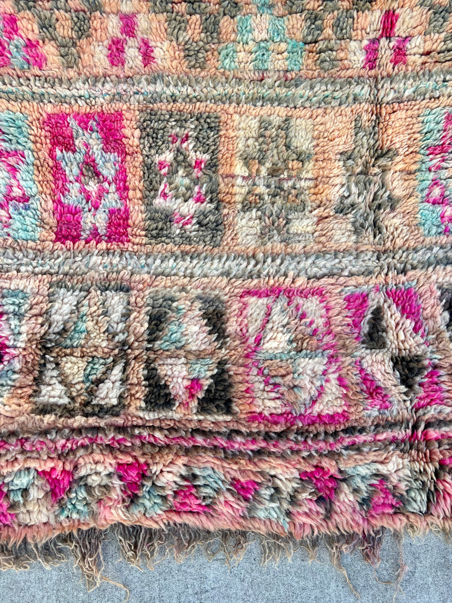 Moroccan Souk | Large Vintage rug
