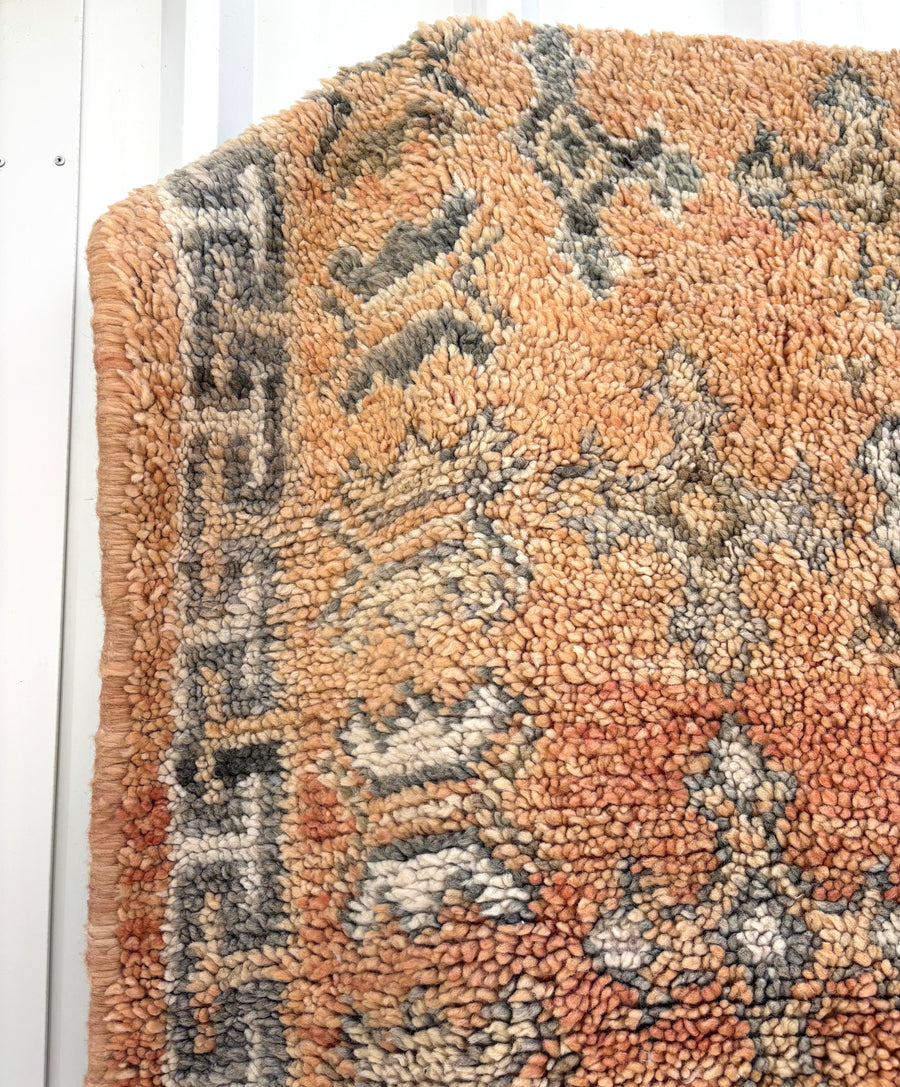 Desert Gem | Vintage rug | Large