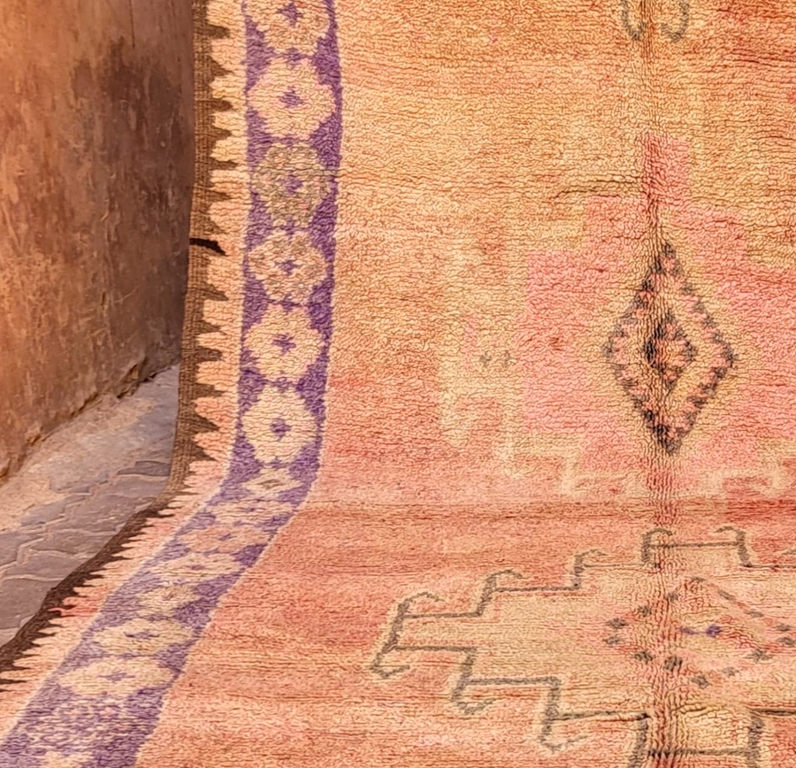 Village berbère | Tapis vintage marocain 