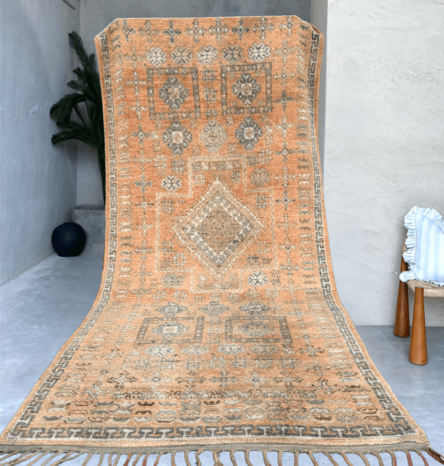 Desert Gem | Vintage rug | Large