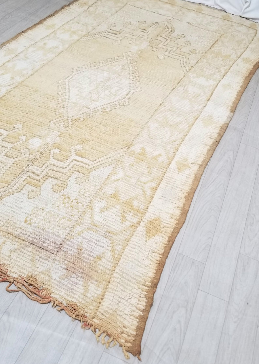 Golden Dune | Moroccan vintage rug