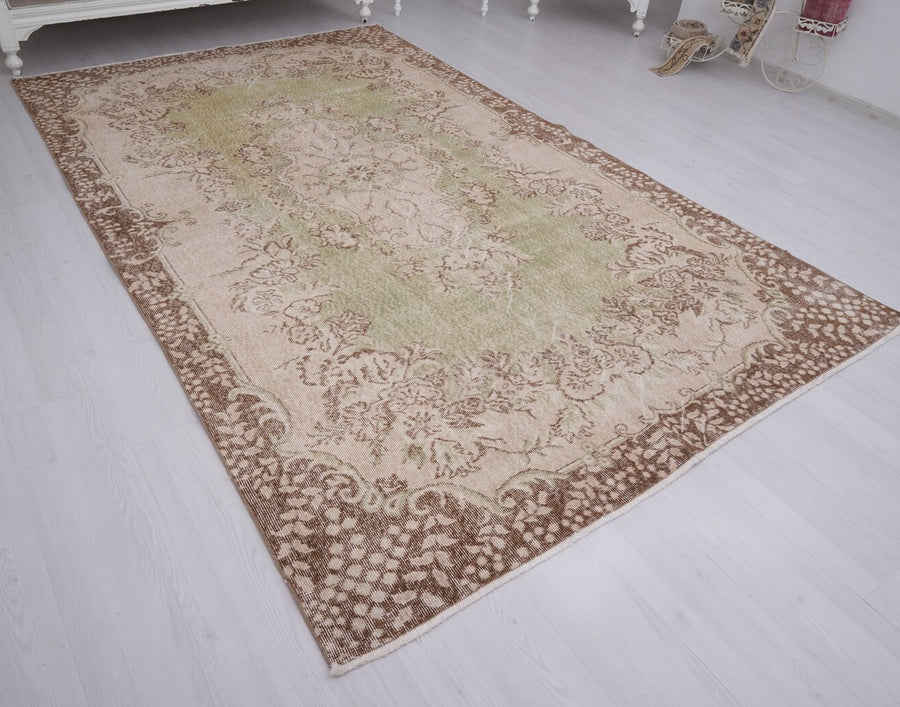 Pistachio & Cream Turkish vintage rug