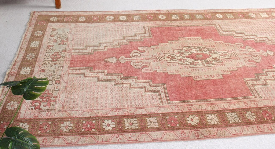 Desert Rose Anatolian vintage rug