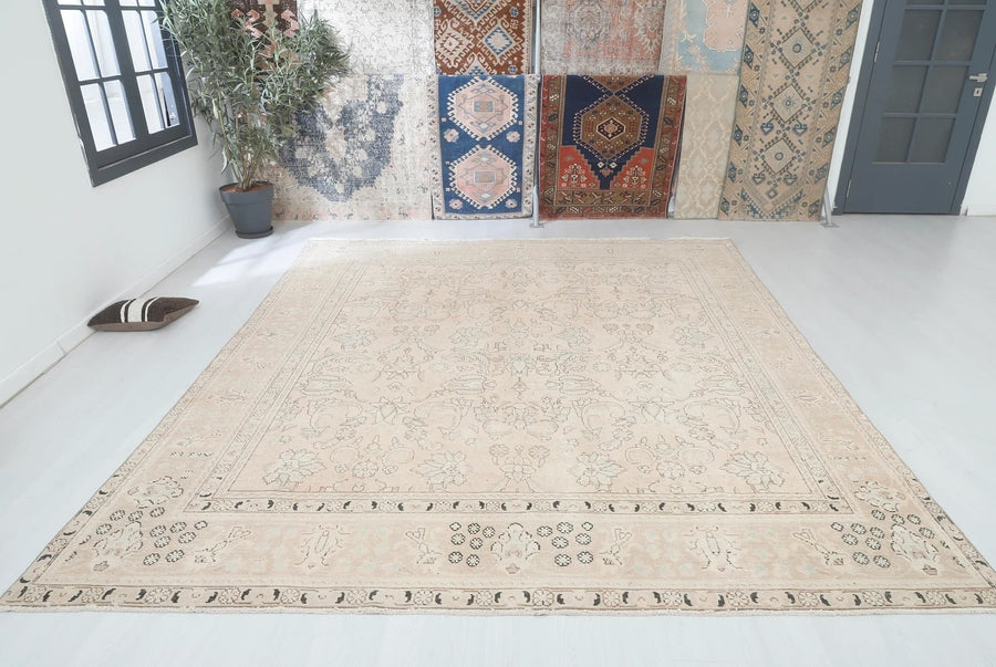 Turkish Beige vintage rug | XL