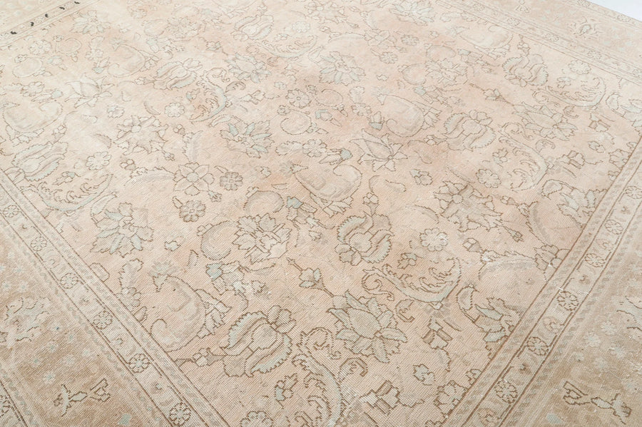 Turkish Beige vintage rug | XL