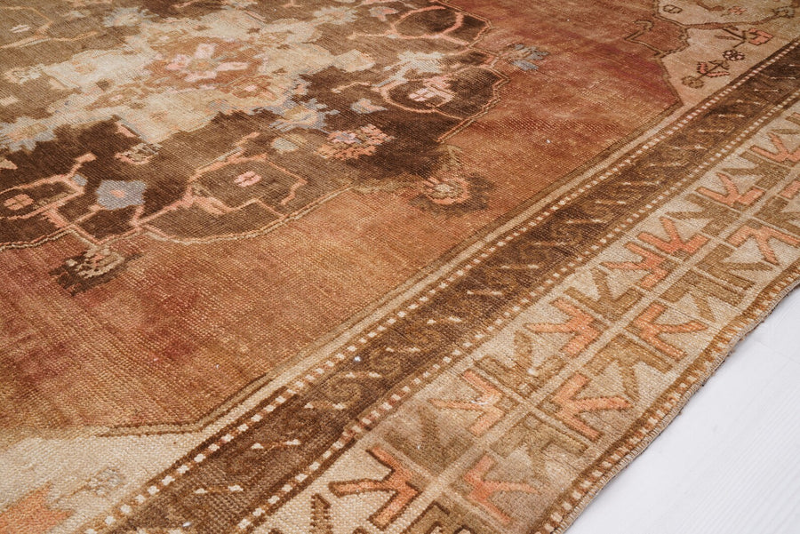 Oushak vintage rug | Desert Pastels