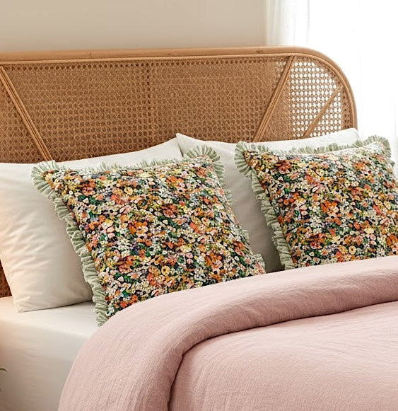 Bloom cushion