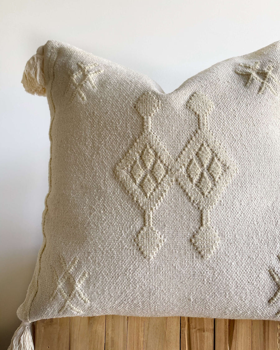Vanilla Cream cotton tassel cushion
